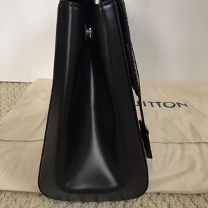 This bag is already purchased